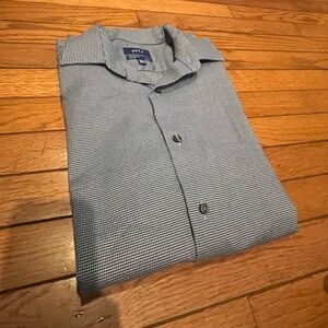 Men’s apartment nine dress shirt, size medium slim fit.